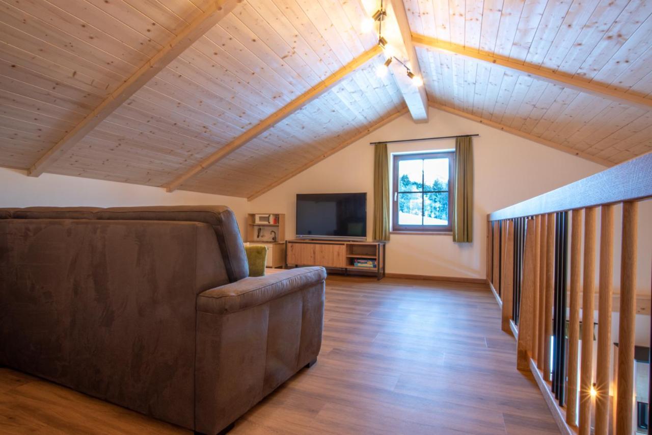 Chalets Und Apartments Hauserhof Nassfeld 스칼라니첸 외부 사진