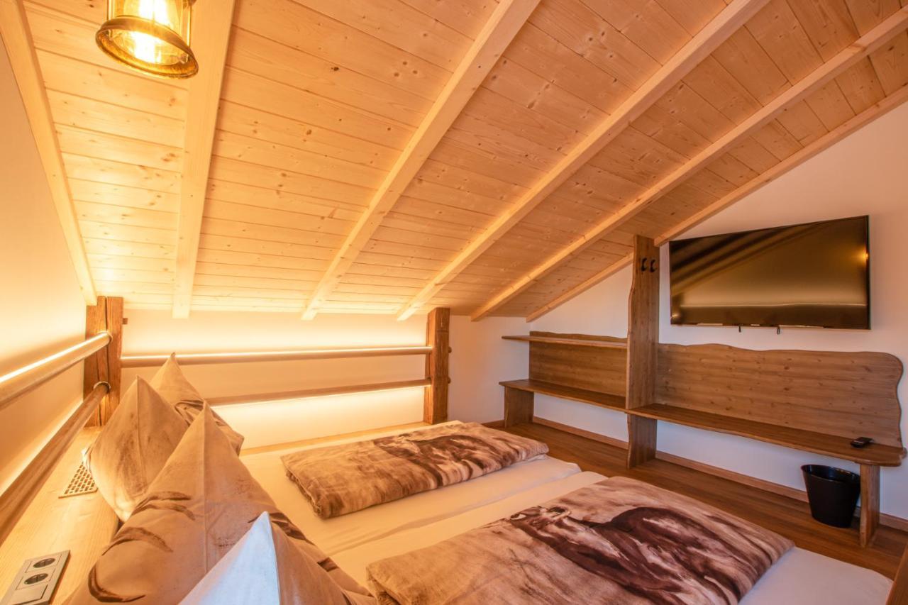 Chalets Und Apartments Hauserhof Nassfeld 스칼라니첸 외부 사진