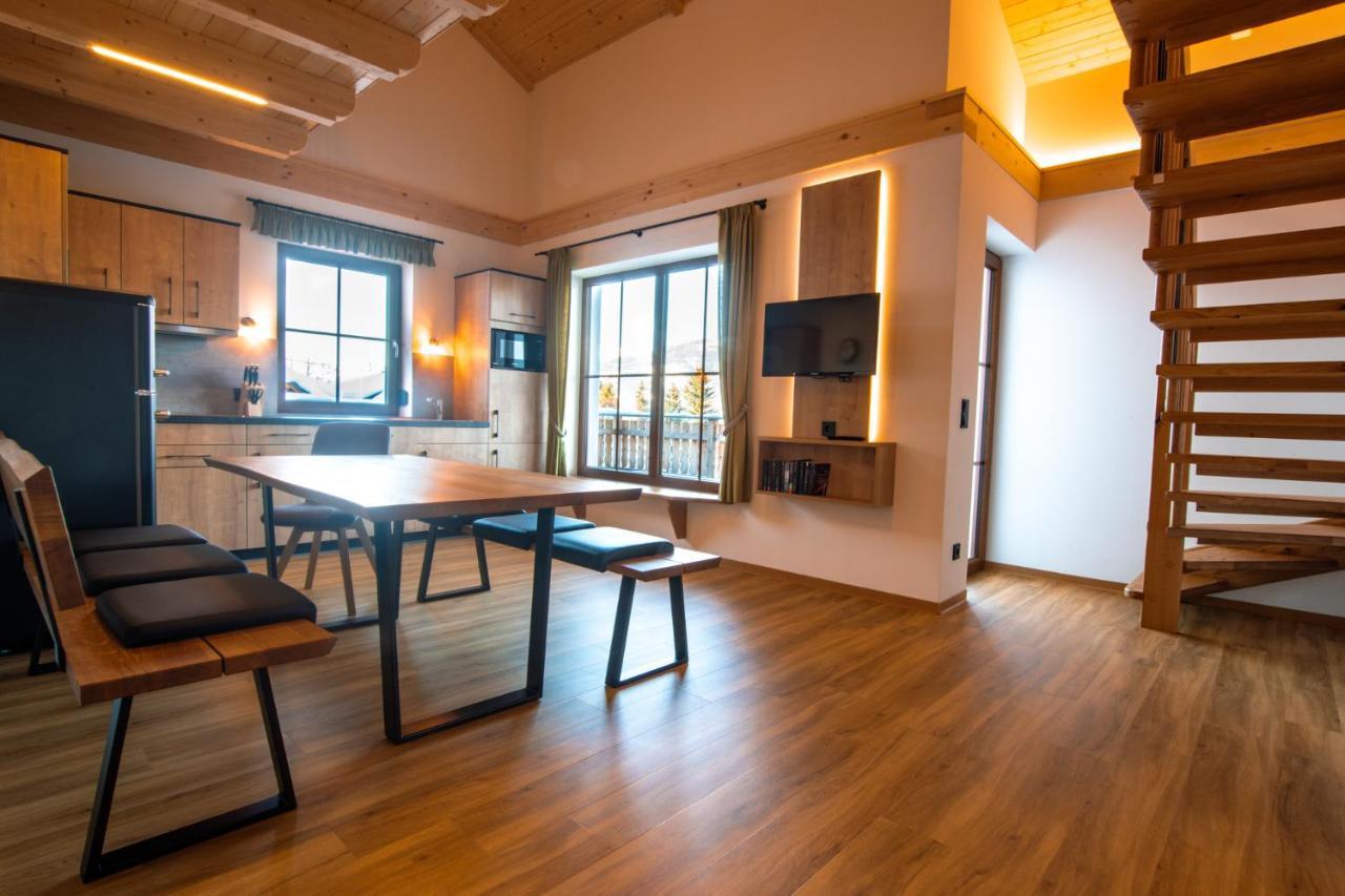 Chalets Und Apartments Hauserhof Nassfeld 스칼라니첸 외부 사진