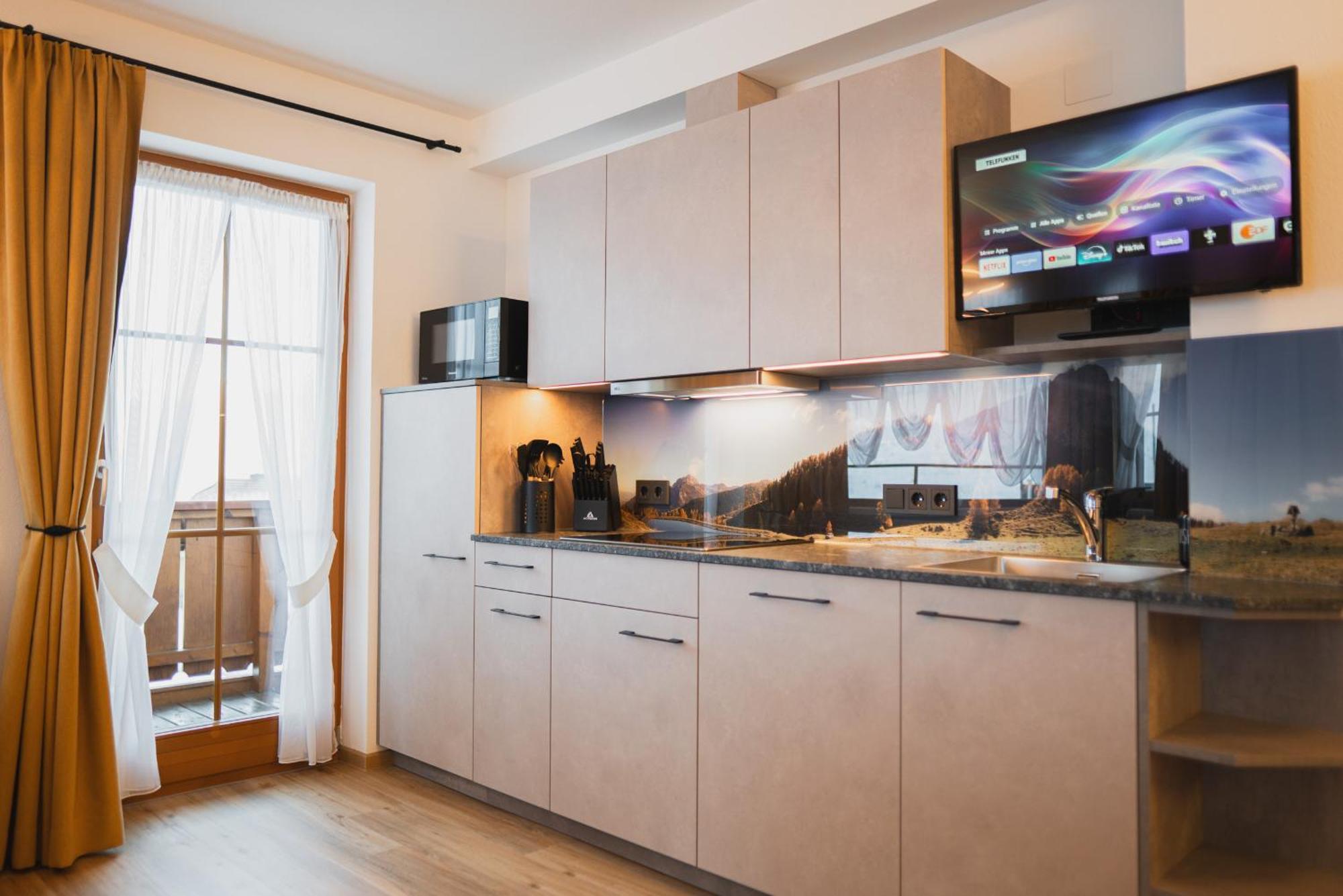 Chalets Und Apartments Hauserhof Nassfeld 스칼라니첸 외부 사진