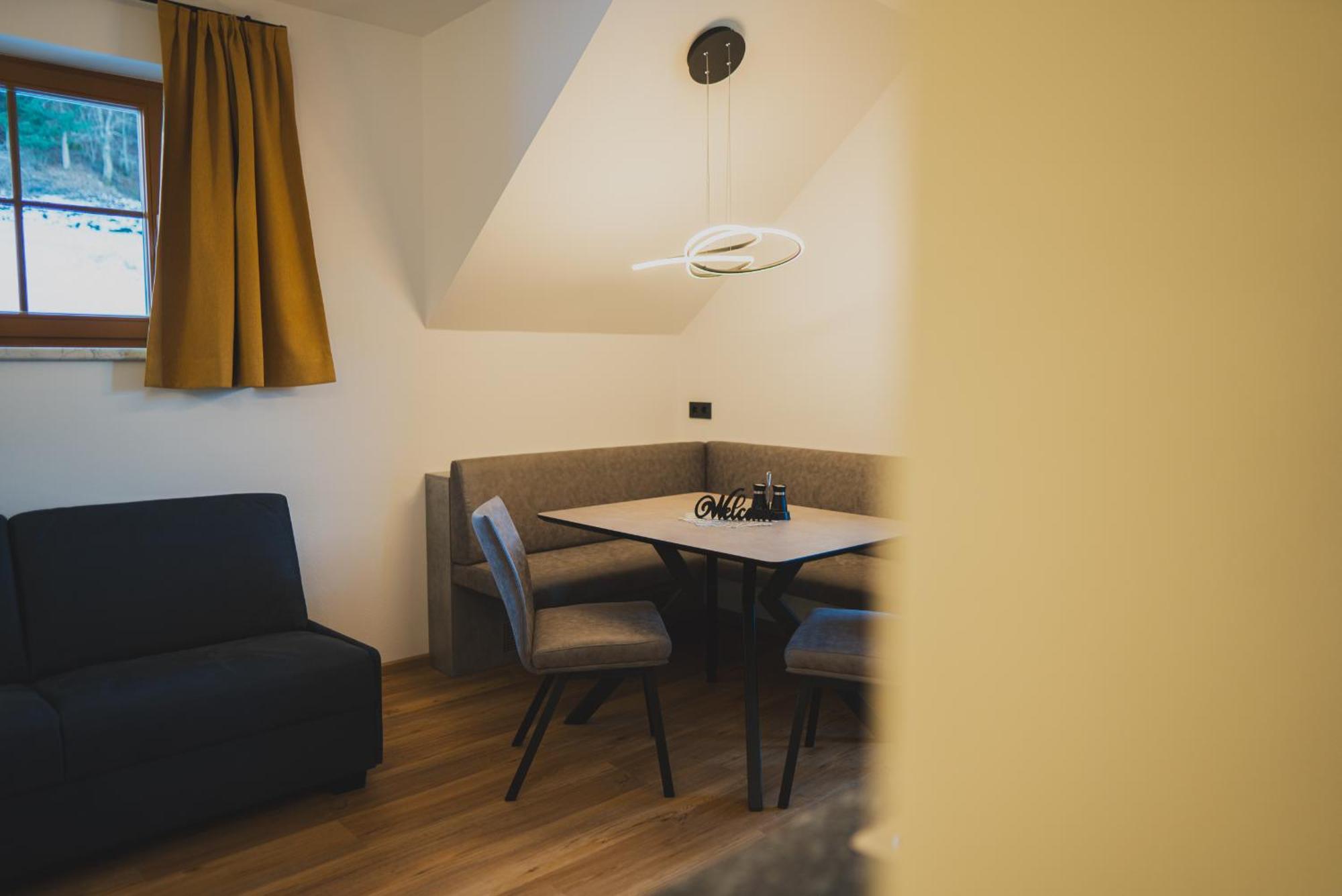 Chalets Und Apartments Hauserhof Nassfeld 스칼라니첸 외부 사진